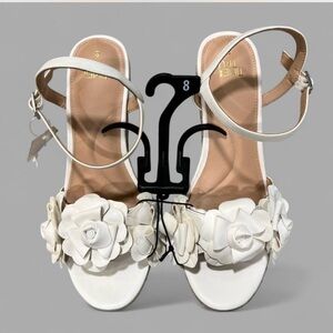 Time and Tru Flower White Wedge Sandals